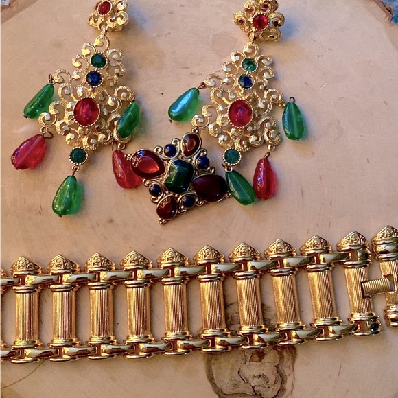 Mystery Jewelry Box- 5 designer signed- pick a favorite if you like! - Picture 2 of 16